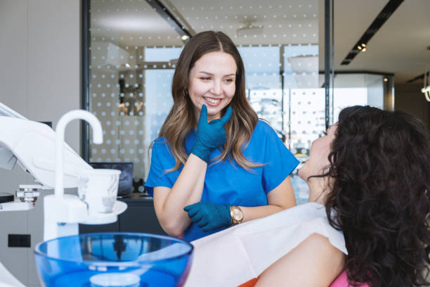 Best Dental Bonding  in Munhall, PA